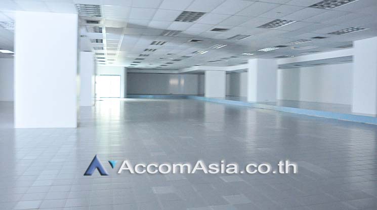  1  Office Space For Rent in Sukhumvit ,Bangkok MRT Phetchaburi - BTS Asok at Q House Asoke AA14072